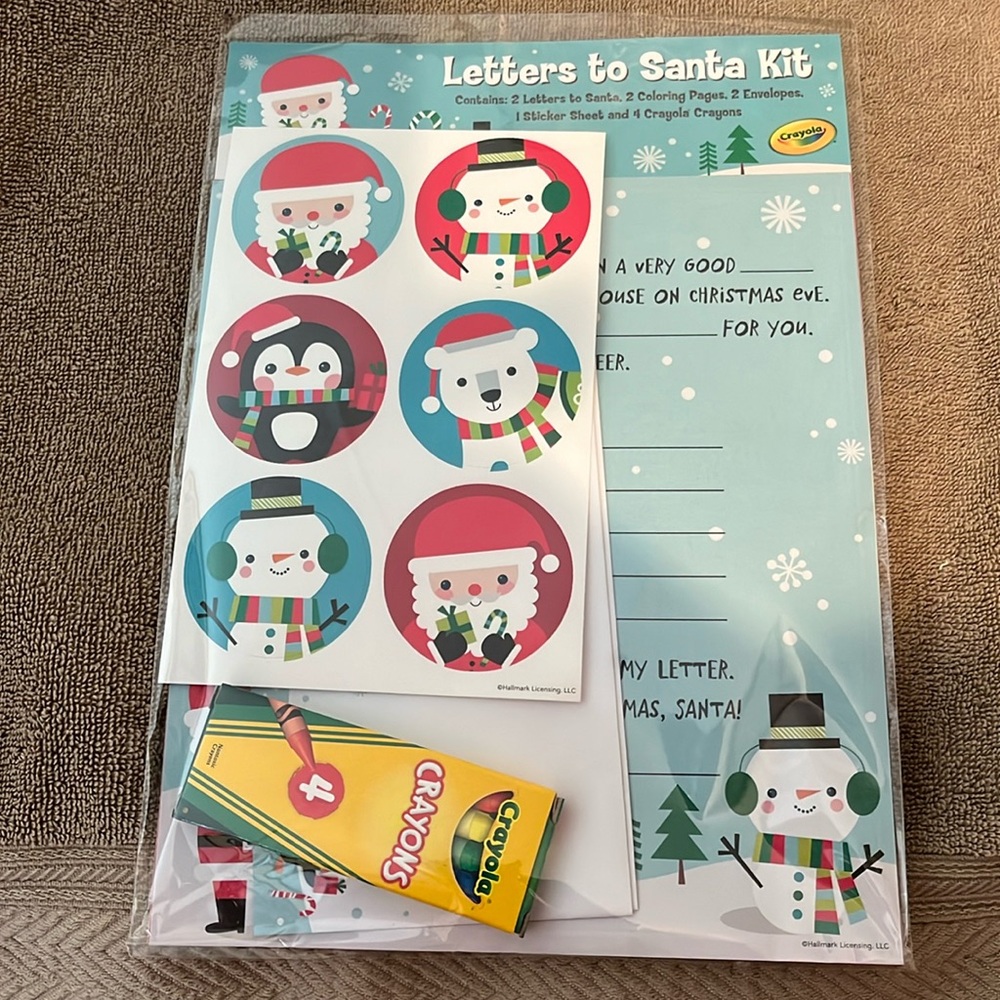 Hallmark letters to Santa kit includes 2 letters 2 envelopes 4 Crayons &stickers